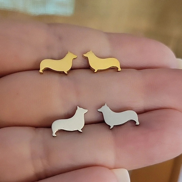 Corgi Stud Earrings, choice of color - Picture 5 of 7